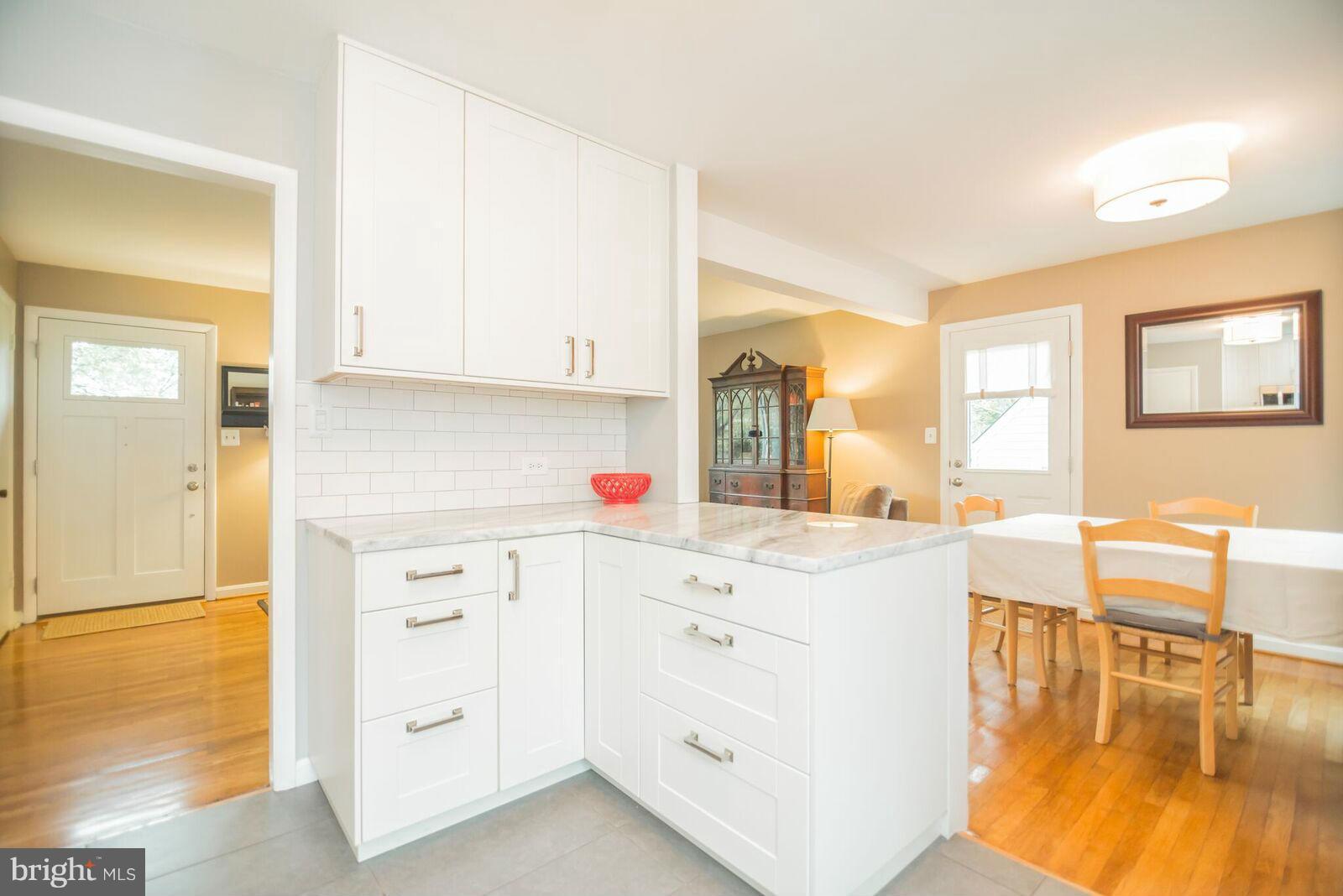 BROOKVILLE - Residential