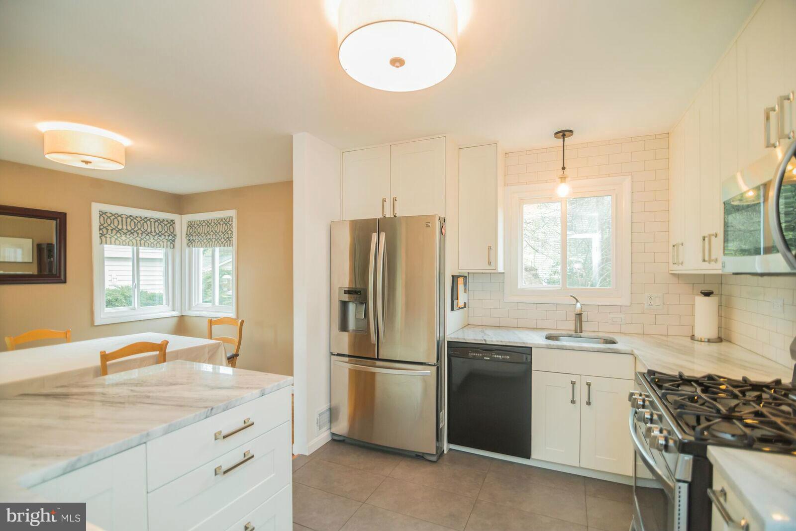 BROOKVILLE - Residential
