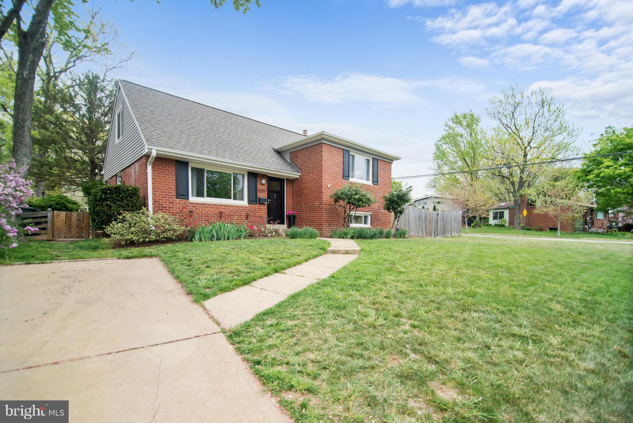 BROOKVILLE - Residential