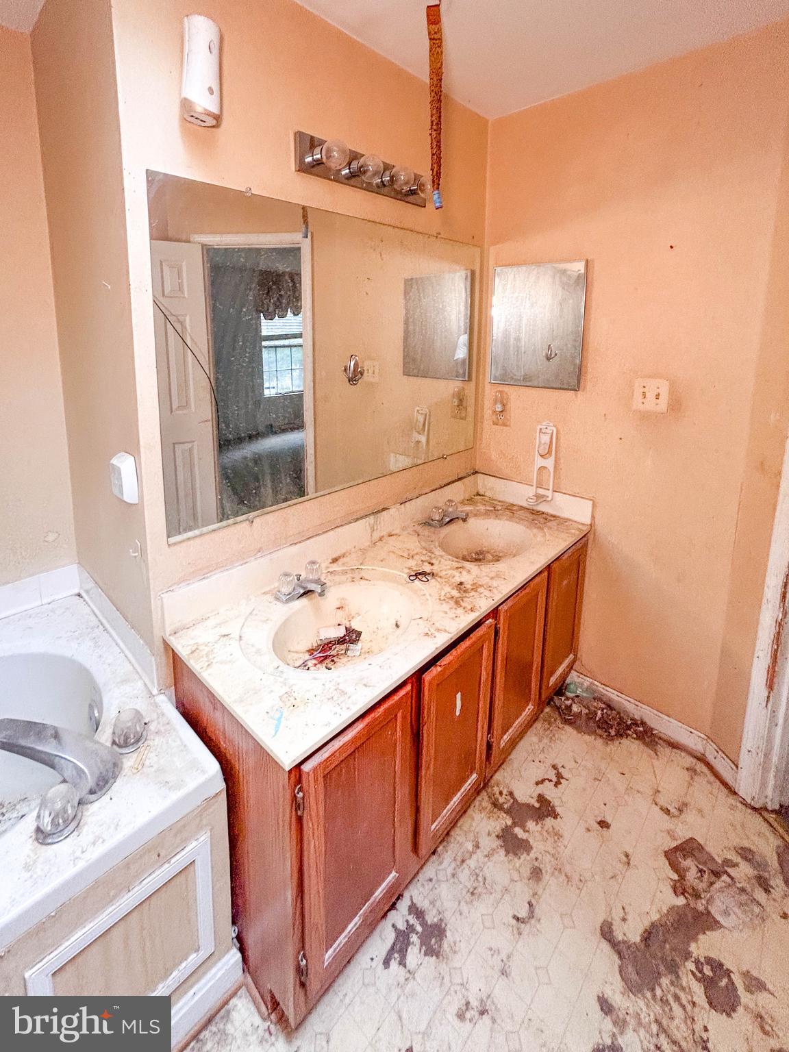 PERRYWOOD - Residential