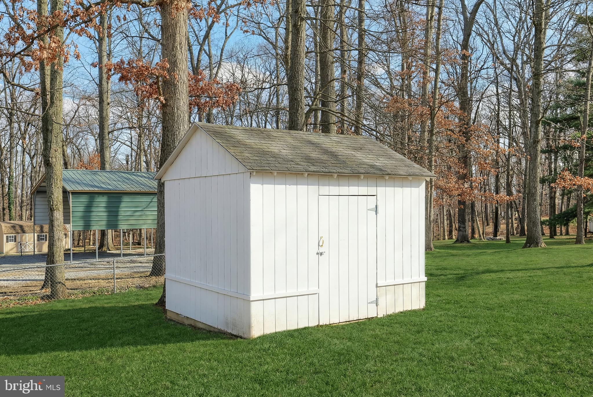 CHESTNUT HILL - Residential