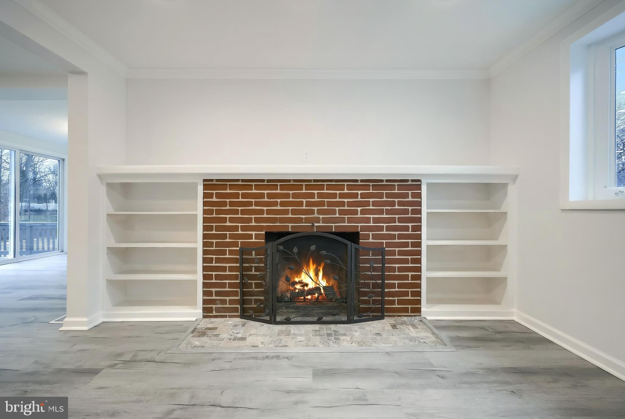 CHESTNUT HILL - Residential