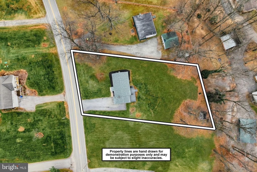 Photo of 287 Chestnut Hill Road, YORK, PA 17402 (MLS # PAYK2096310)