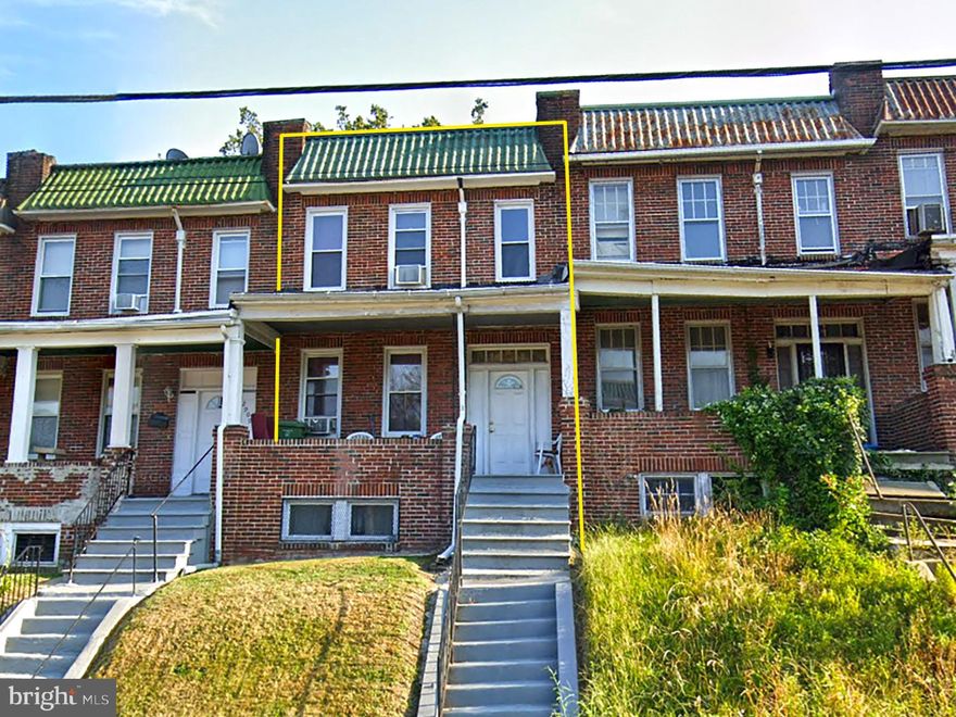 ONLINE AUCTION: Bidding begins 10/19/2023 @ 10:00 AM. Bidding ends 10/23/2023 @ 12:30 PM. List Price is Suggested Opening Bid. Deposit: $5,000. 10% Buyer's Premium will be added to the high bid. 2 Story Townhouse located in the Northwest Community Action area. JUST MINUTES to Coppin State University. Easy access to major traffic artery W North Ave.