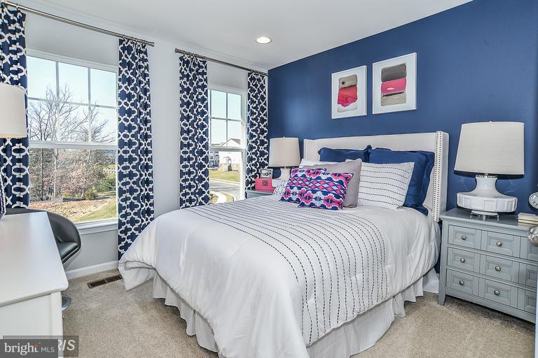 FIELDSTONE - Residential Lease