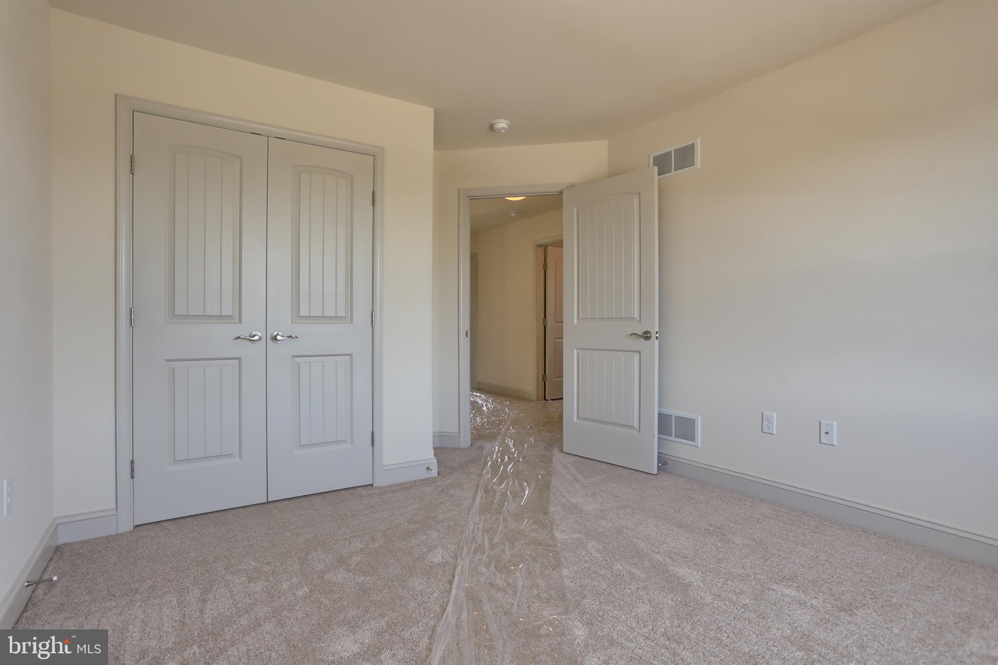 THE ESTATES AT HEARTHSIDE - Residential