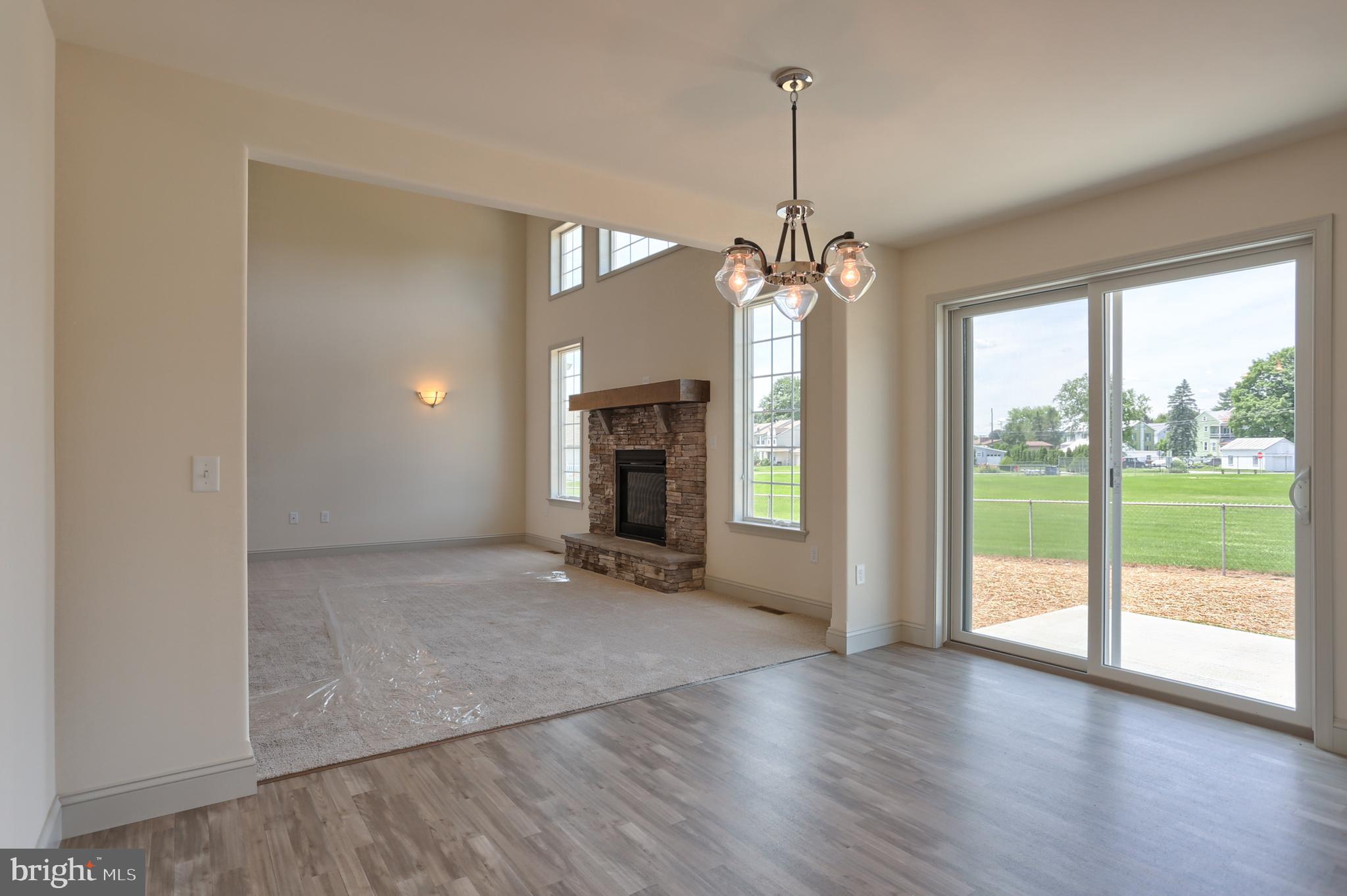 THE ESTATES AT HEARTHSIDE - Residential