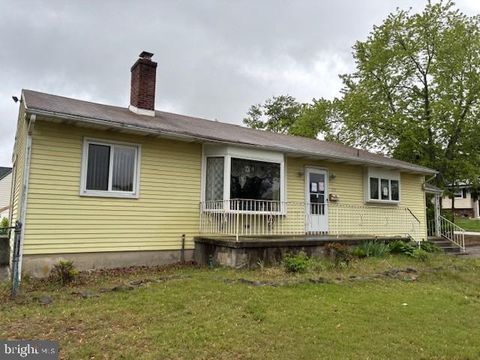 215 4TH AVENUE WEST BERLIN NJ 08091