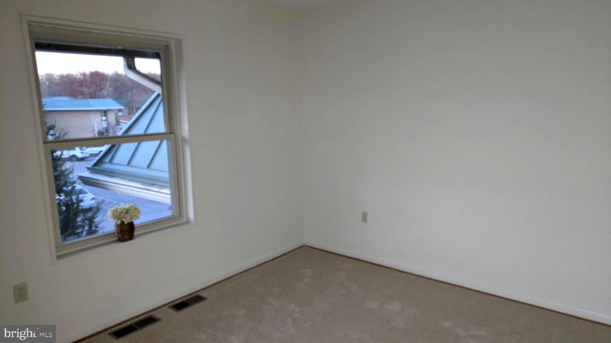 MONTGOMERY MUTUAL COOP - Residential