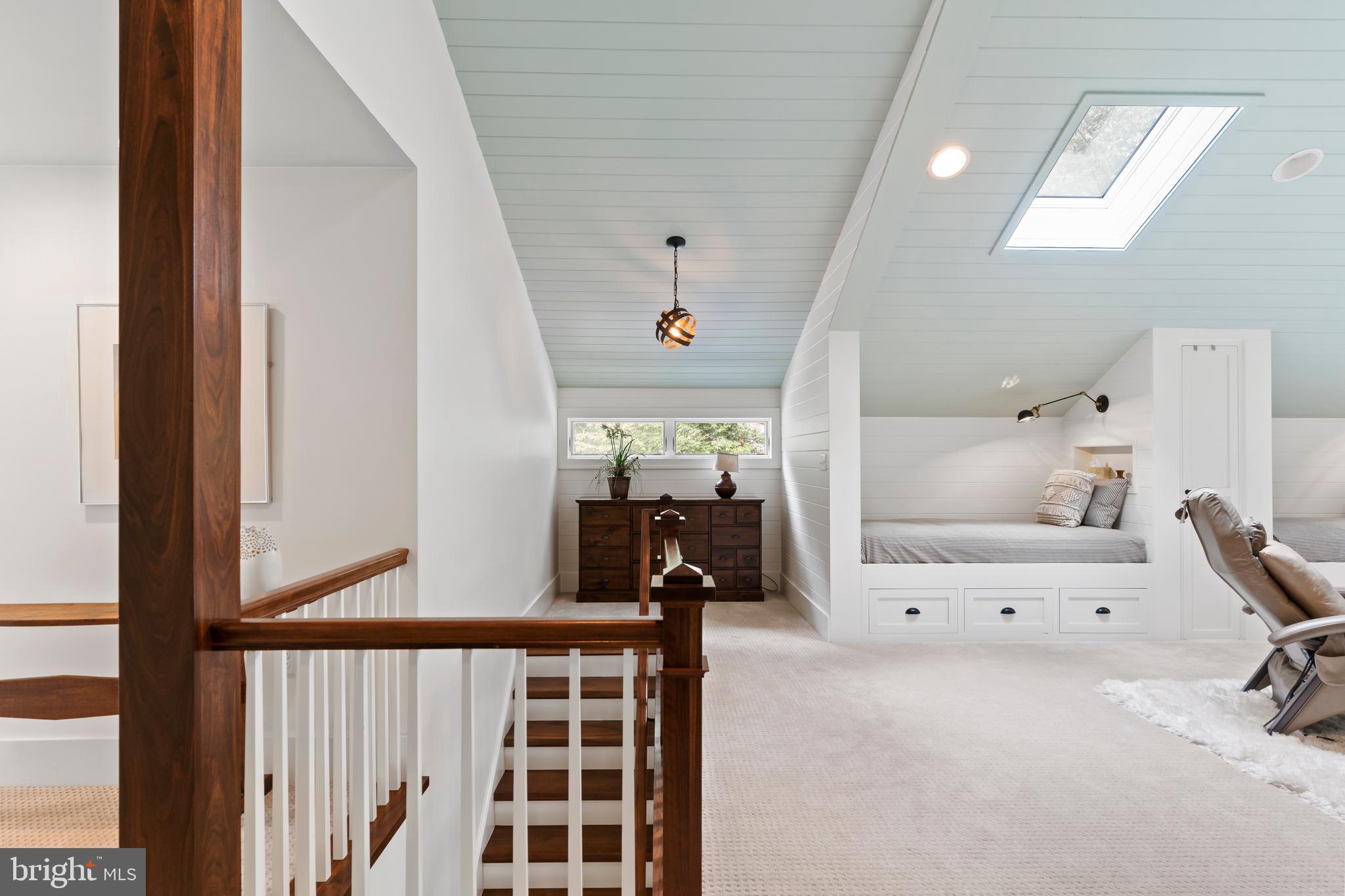 GREENWOOD HILLS - Residential