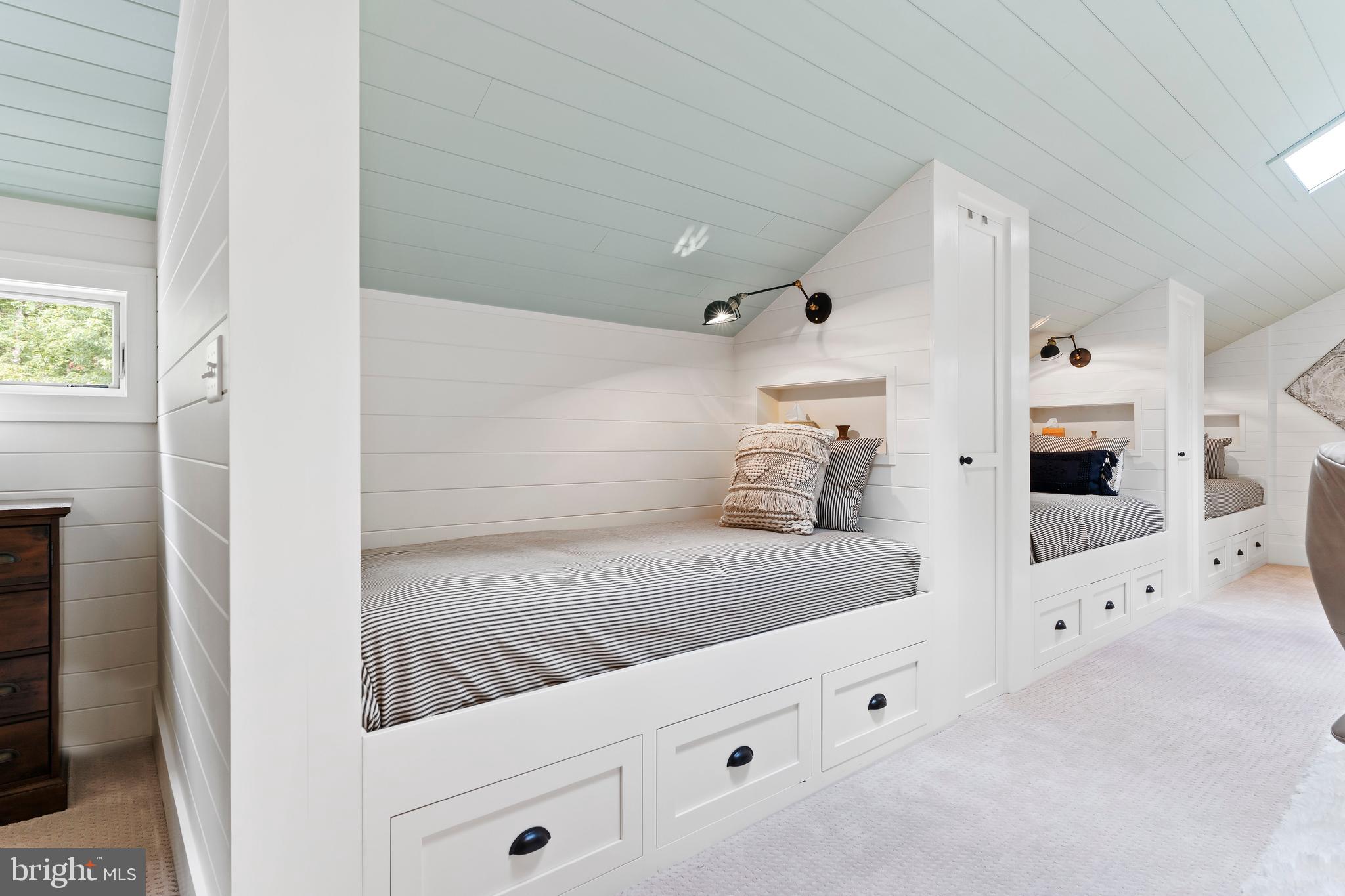 GREENWOOD HILLS - Residential