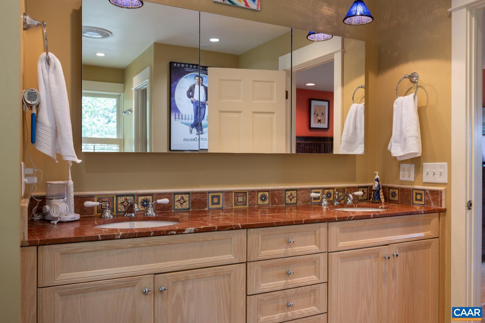 COLTHURST FARM - Residential