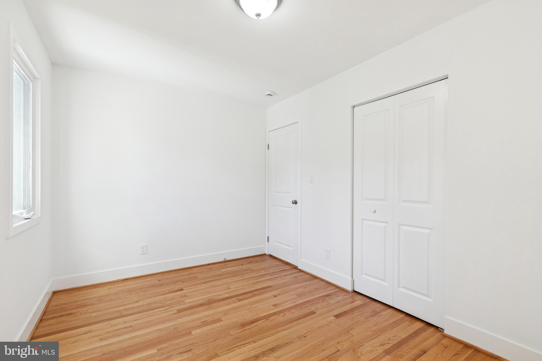 SOUTHDOWN SHORES - Residential