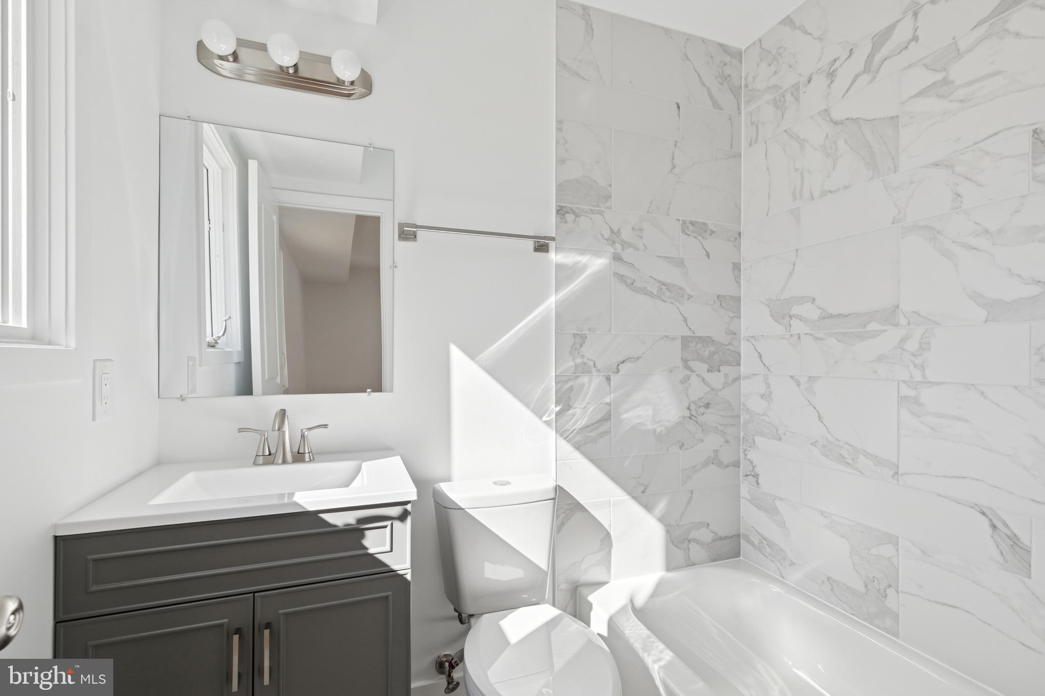 SOUTHDOWN SHORES - Residential