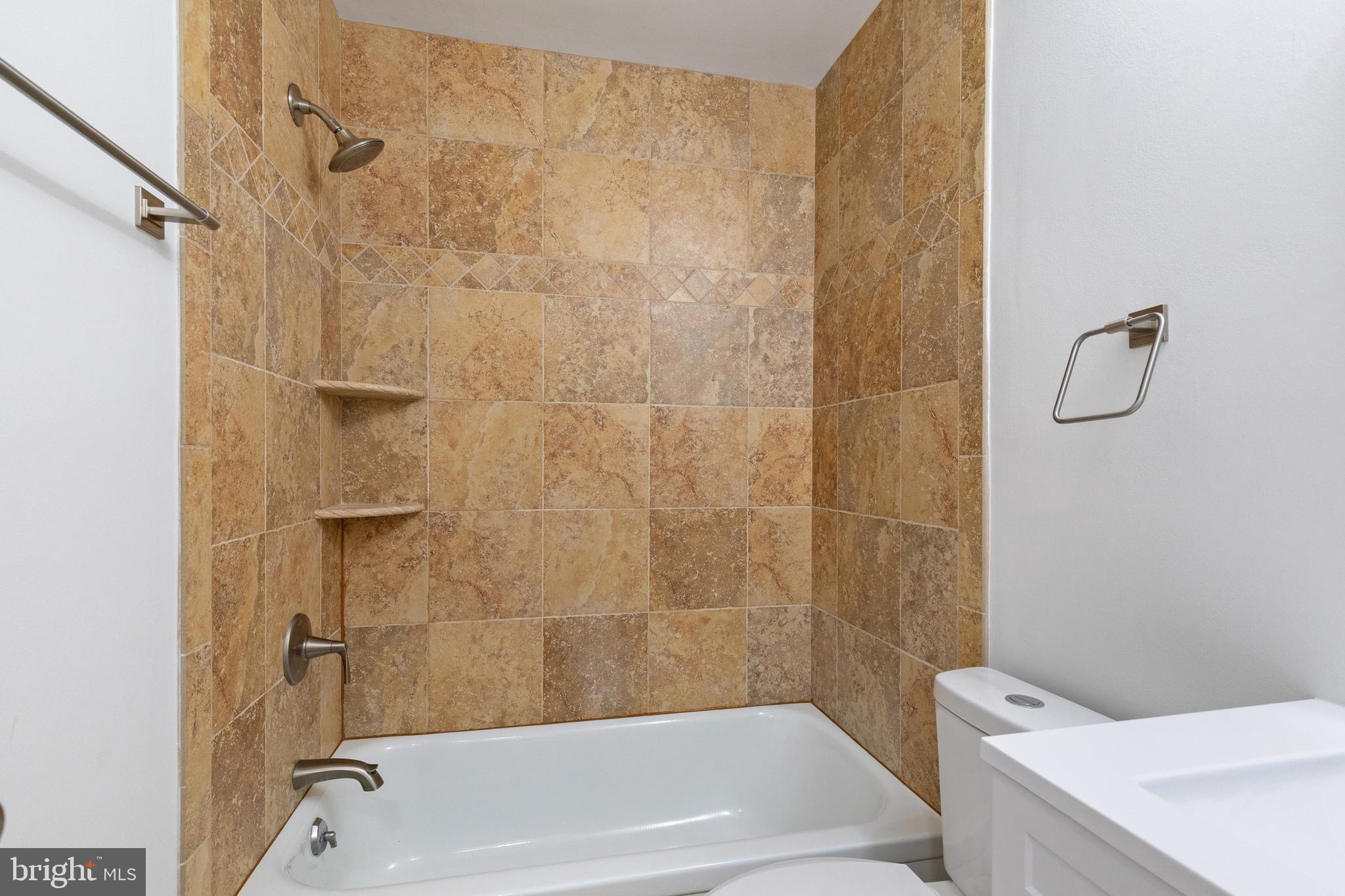 SOUTHDOWN SHORES - Residential