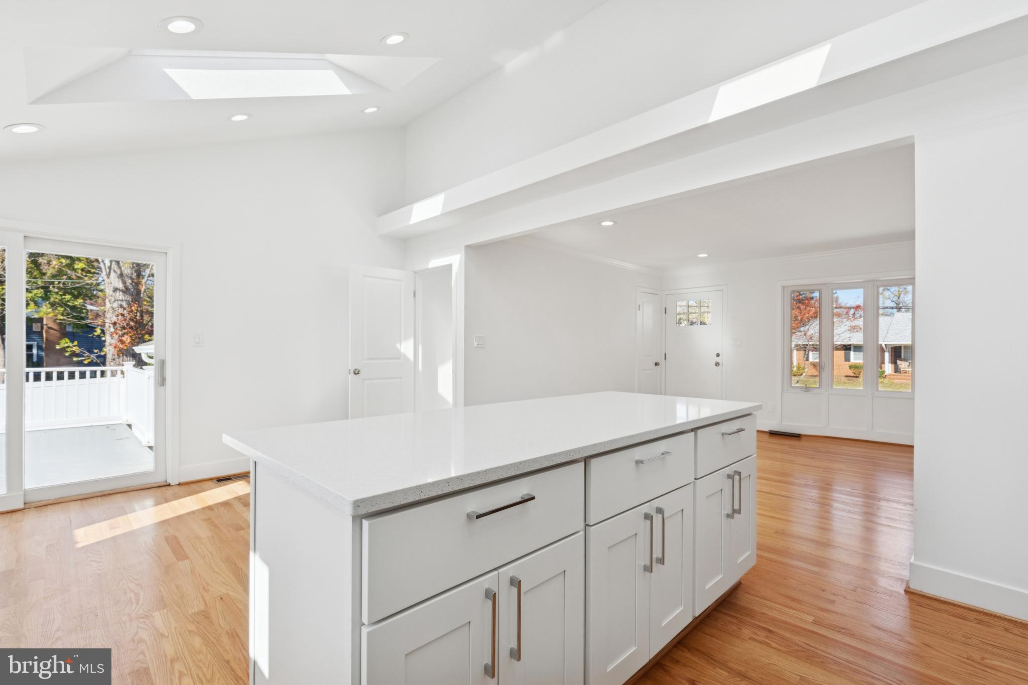 SOUTHDOWN SHORES - Residential