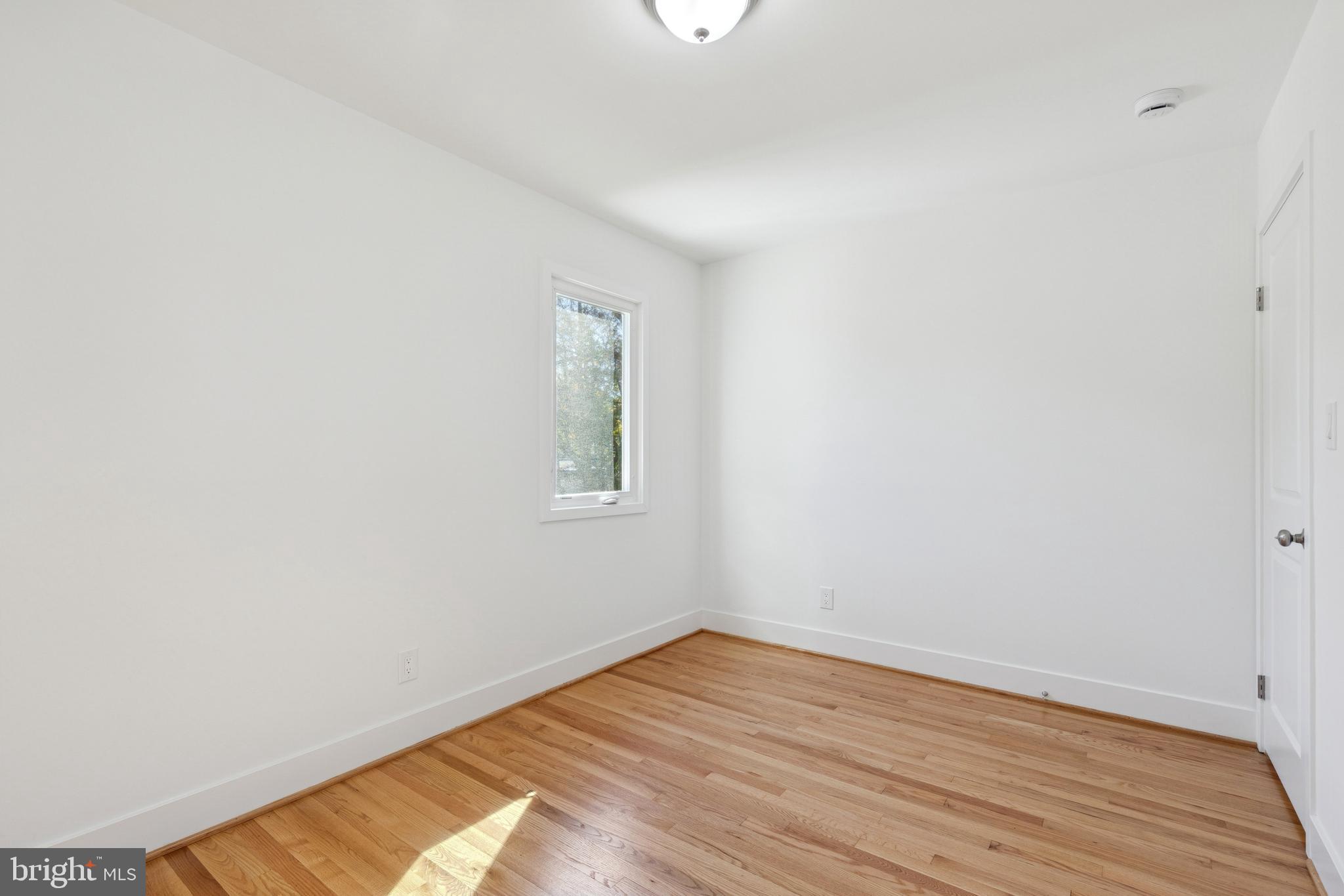 SOUTHDOWN SHORES - Residential