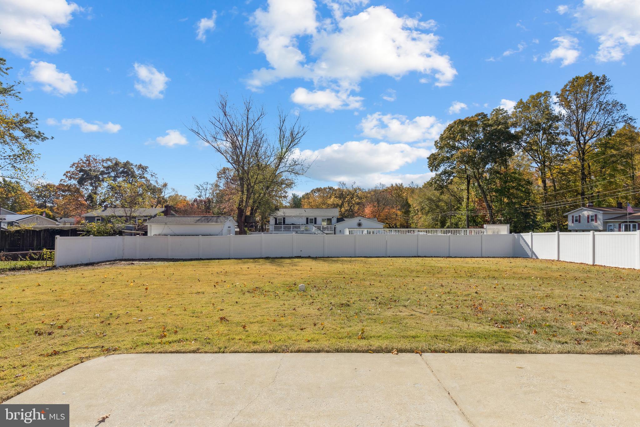 SOUTHDOWN SHORES - Residential