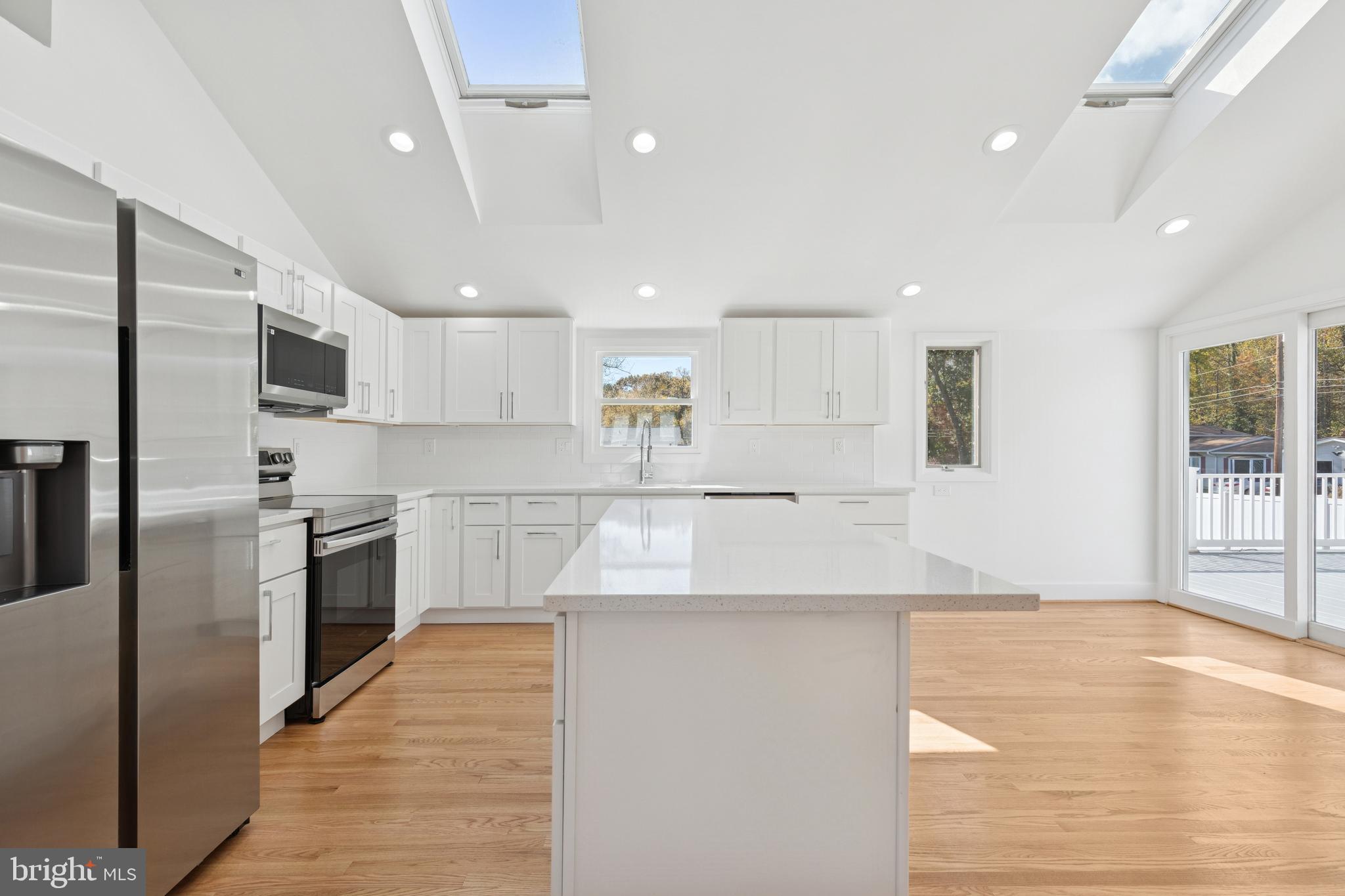 SOUTHDOWN SHORES - Residential