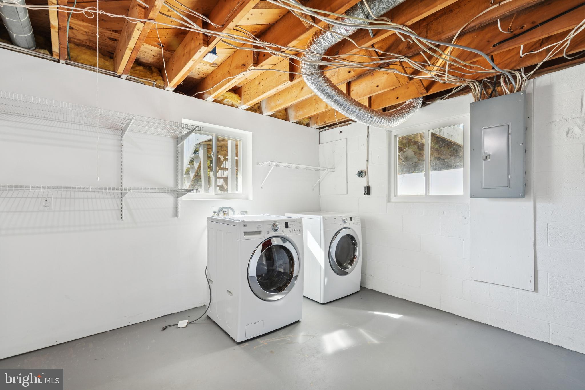 SOUTHDOWN SHORES - Residential