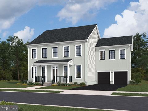 2593 BLUE RIDGE AVENUE MARSHALL VA 20115