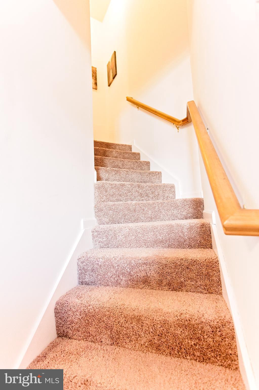 HILLCREST - Residential