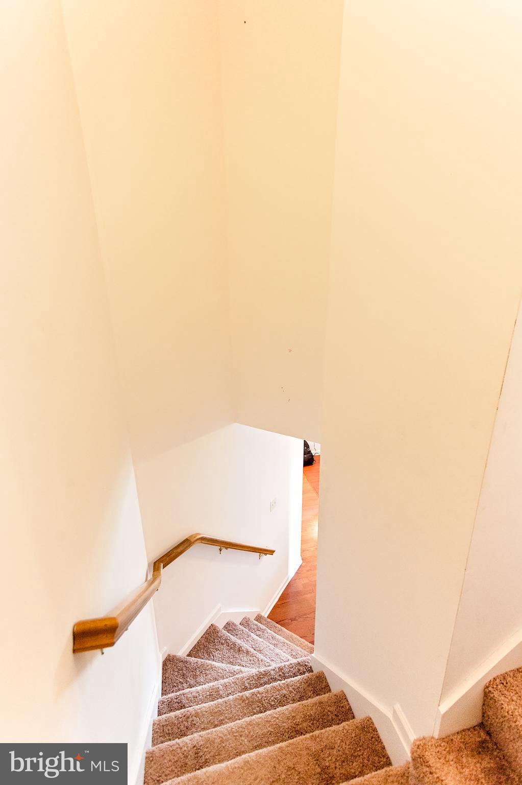 HILLCREST - Residential