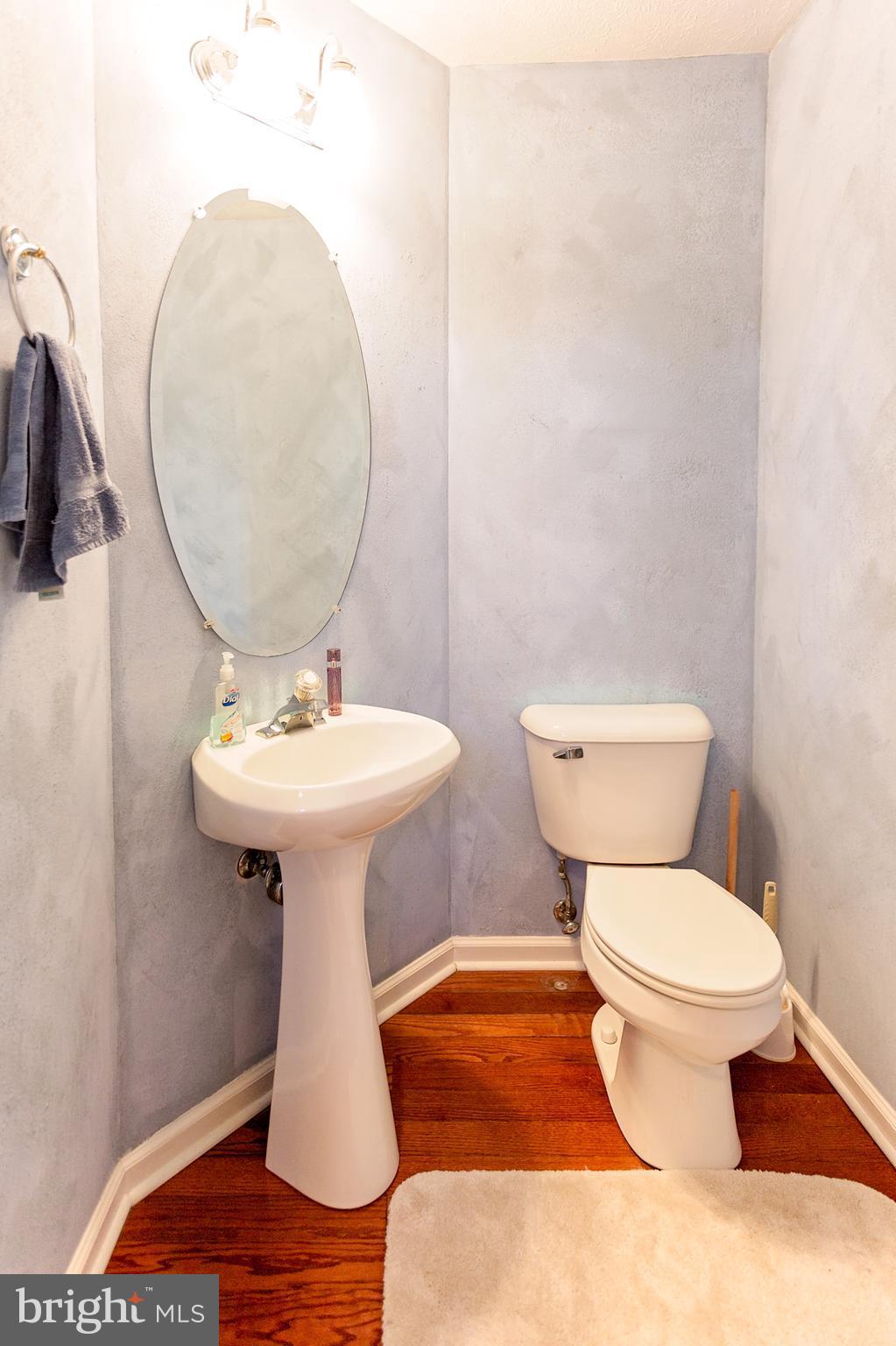 HILLCREST - Residential