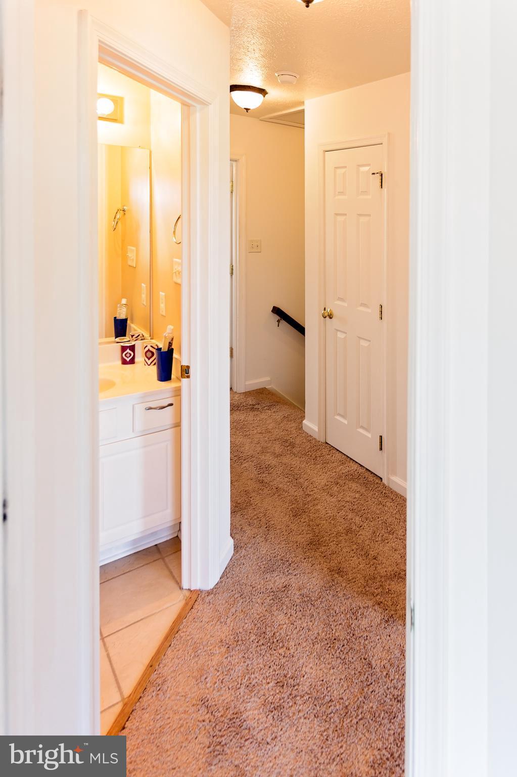 HILLCREST - Residential