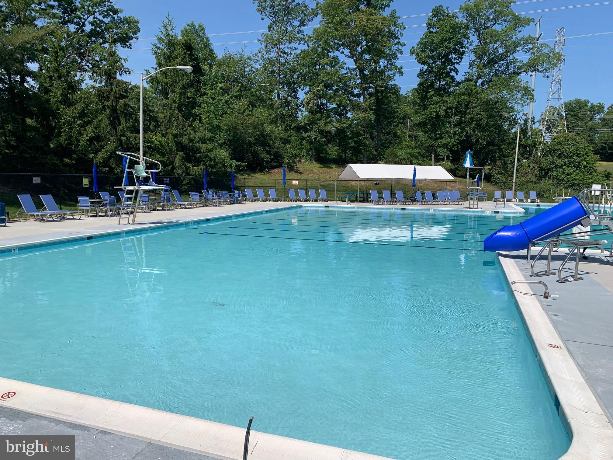 LAKE RIDGE - Residential