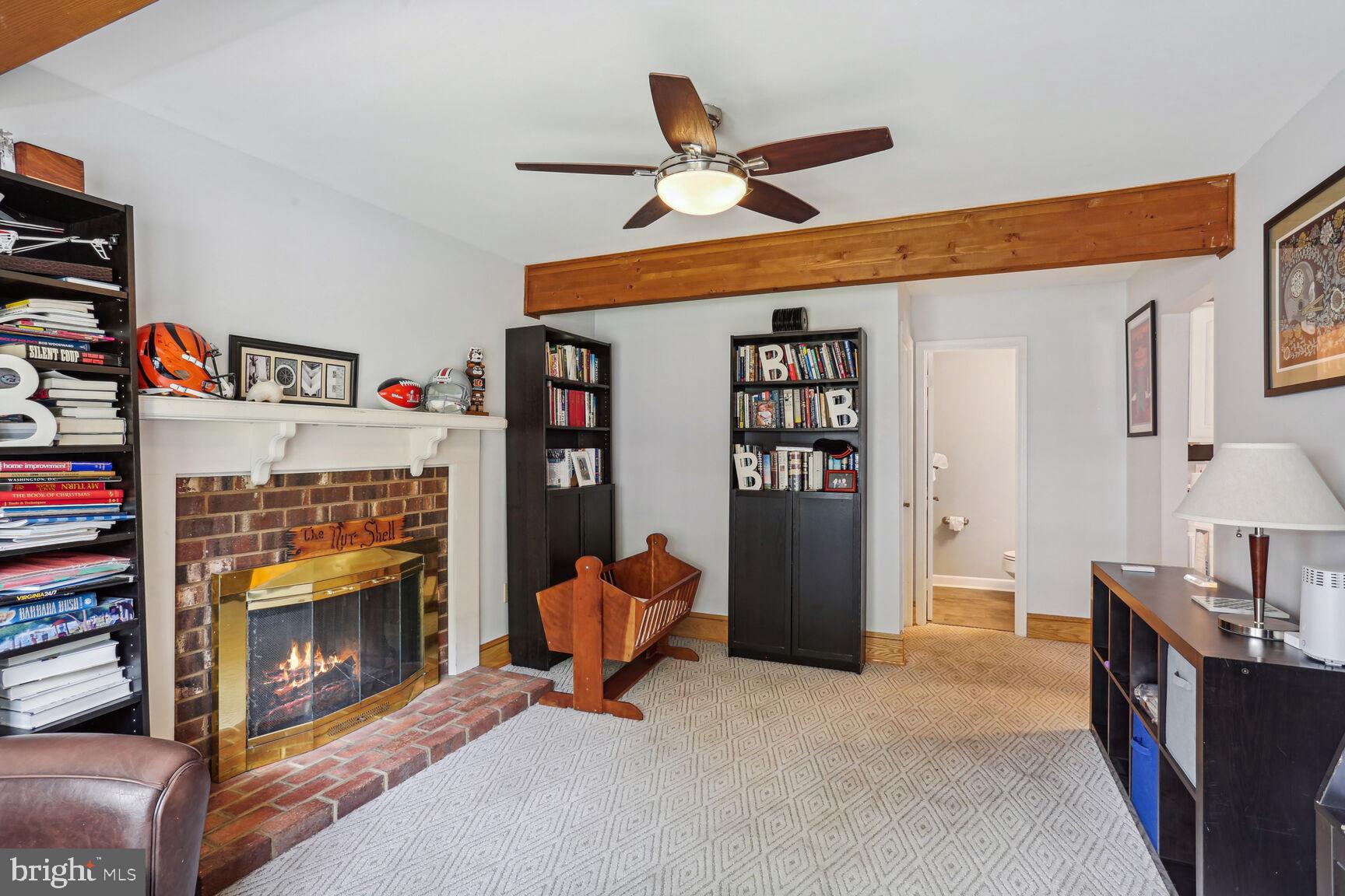 LAKE RIDGE - Residential