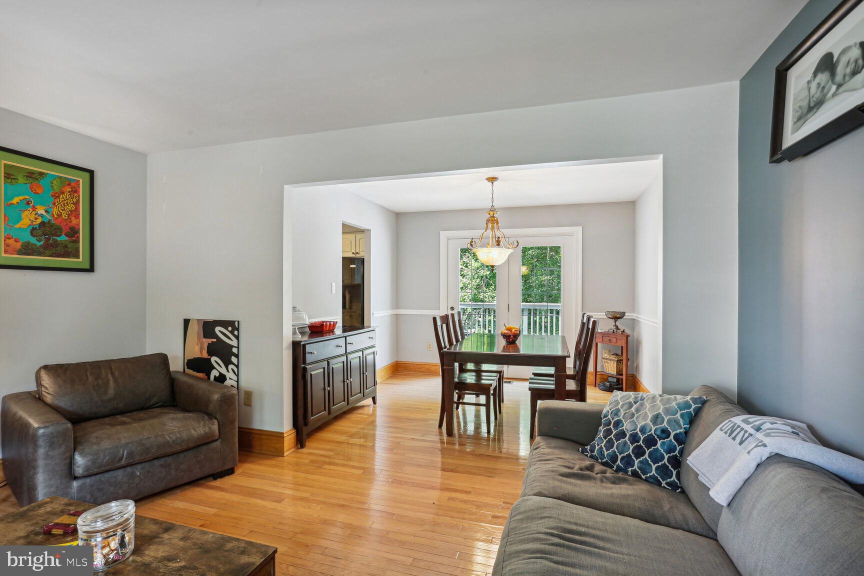 LAKE RIDGE - Residential