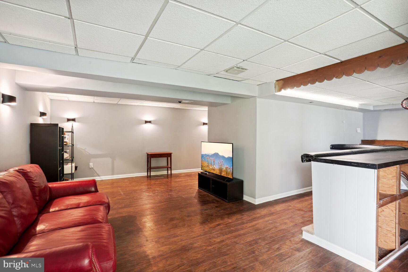 LAKE RIDGE - Residential