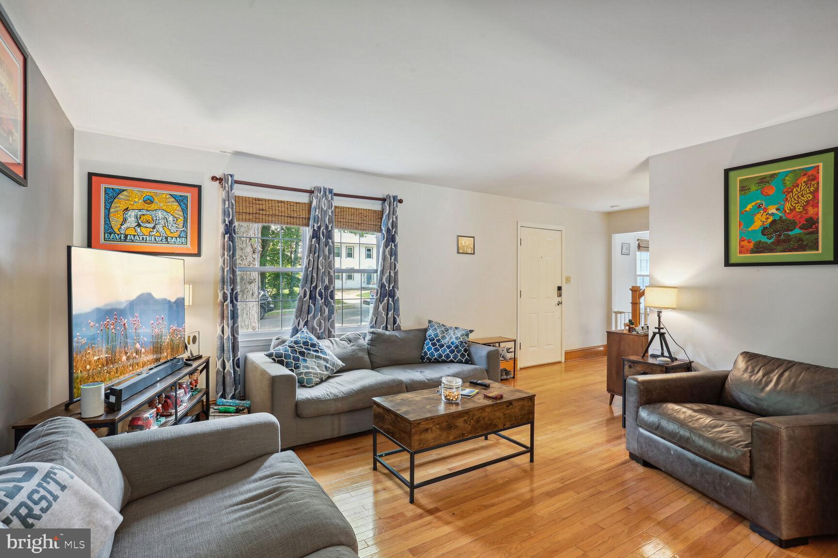 LAKE RIDGE - Residential