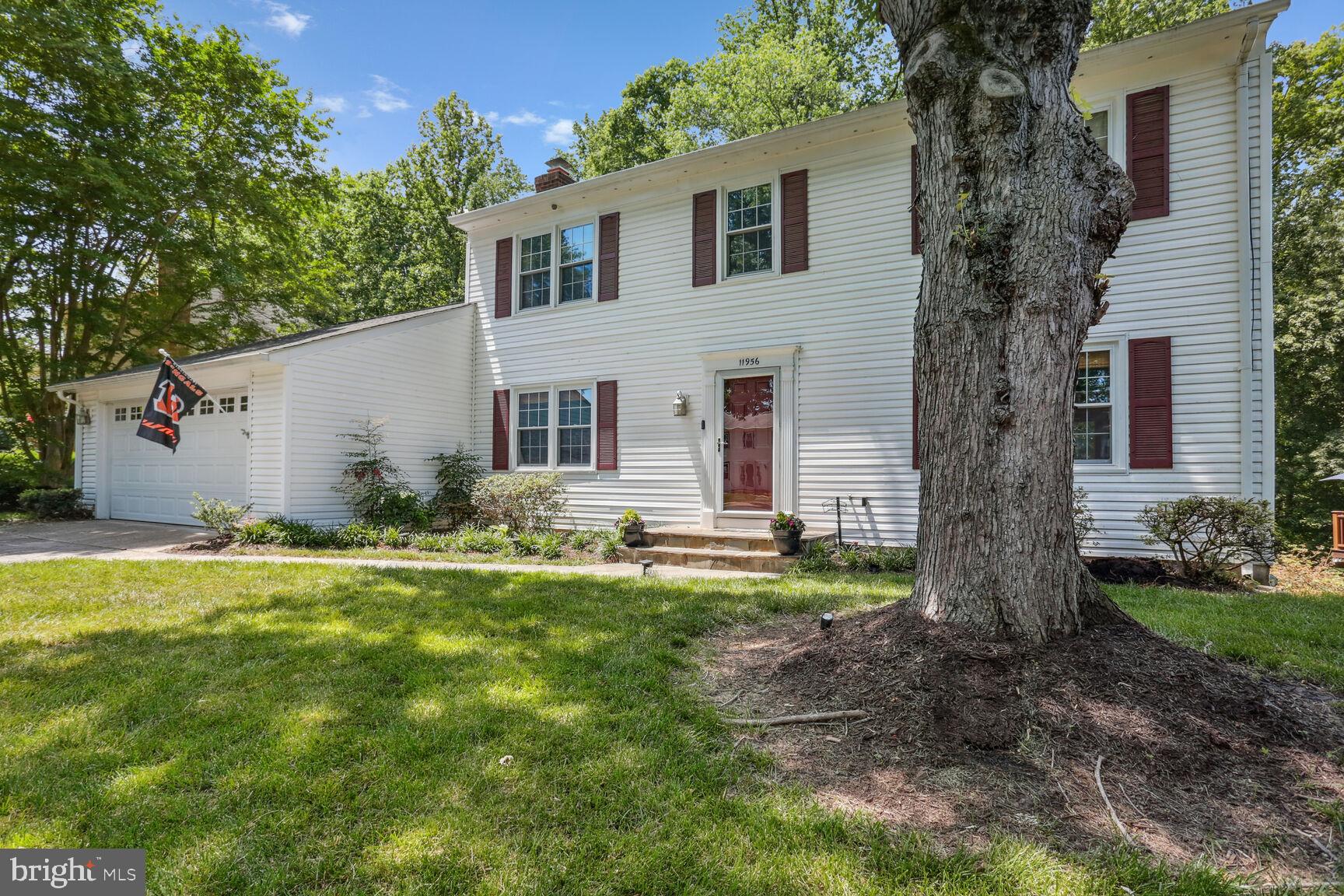 LAKE RIDGE - Residential