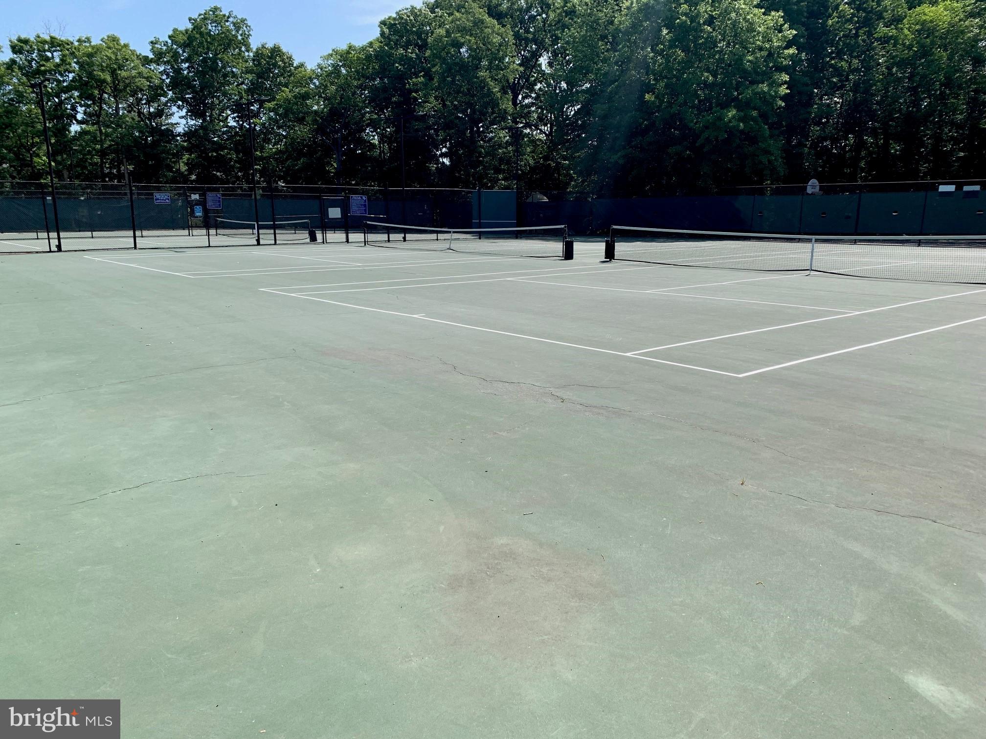 LAKE RIDGE - Residential