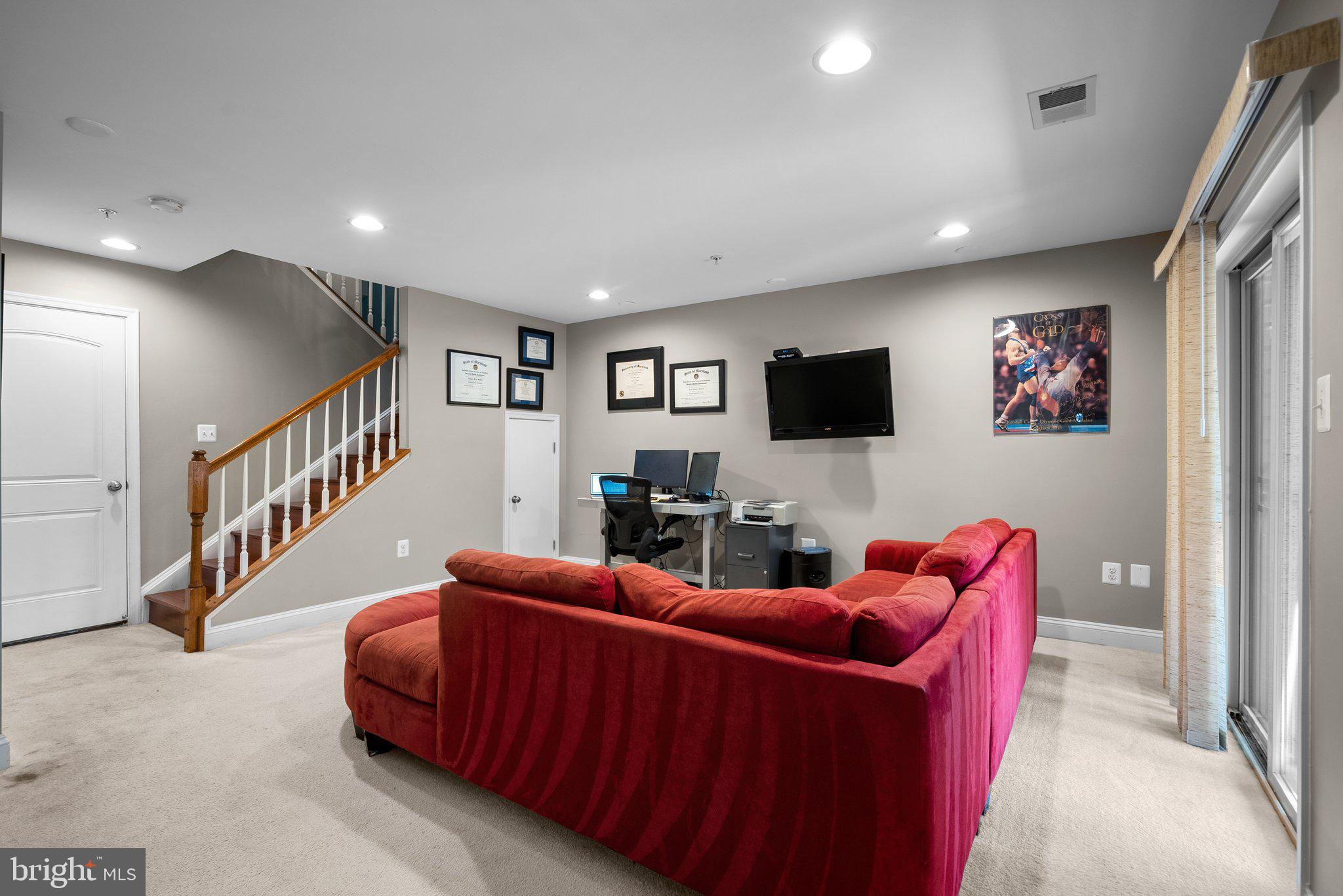 SMALLS NURSERY - Residential