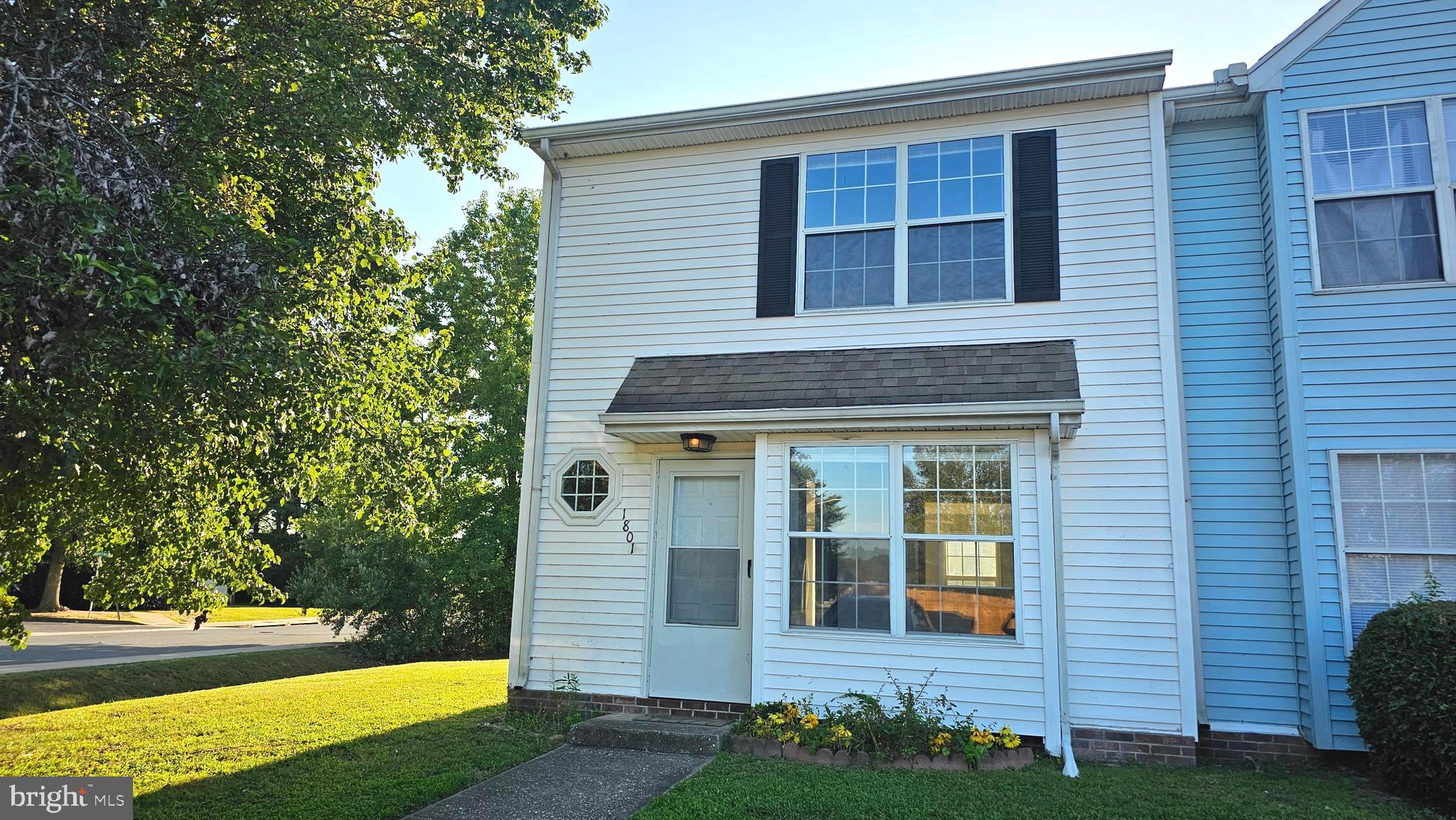 Great 3 Bedroom 2.5 bathroom condo townhome in excellent location. Woodbrook is conveniently located just off off Rt. 50 next to the Woodbrooke medical complex with a quick commute to Ocean City, and just a few minutes to the Shorebirds baseball stadium!
Primary BR layout with en-suite primary bathroom, plust 2 guest rooms and a full guest bath. Clean and freshly painted!
Owner owns 2 additional mostly identical units that will also be offered for sale as a package with each unit being $200,000 or $600,000 for all 3. Units consistently rent for $1800-1900 each monthly. Condo fee $210 / month.