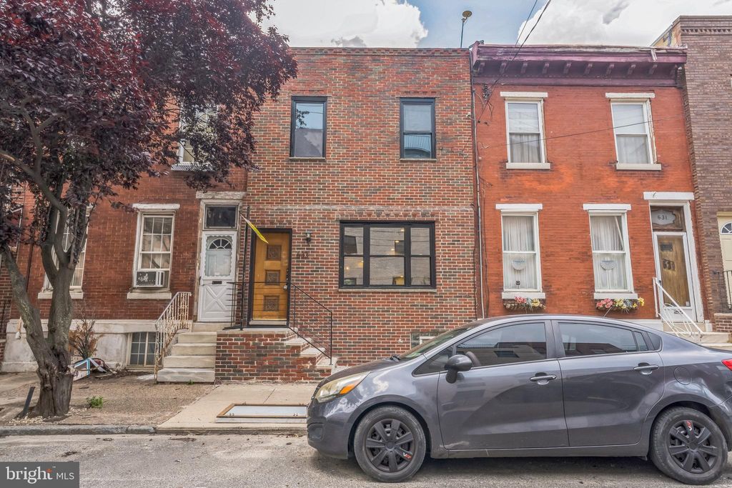 Photo of 633 Moore Street, PHILADELPHIA, PA 19148 (MLS # PAPH2481052)