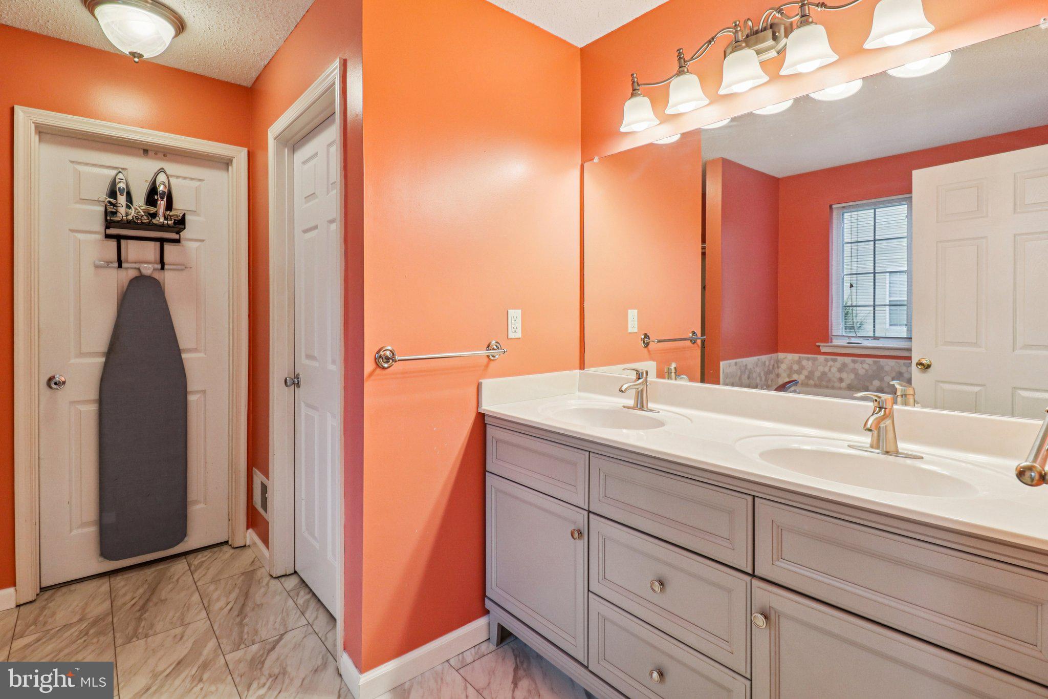 JAMESTOWNE SUB LA PLATA - Residential