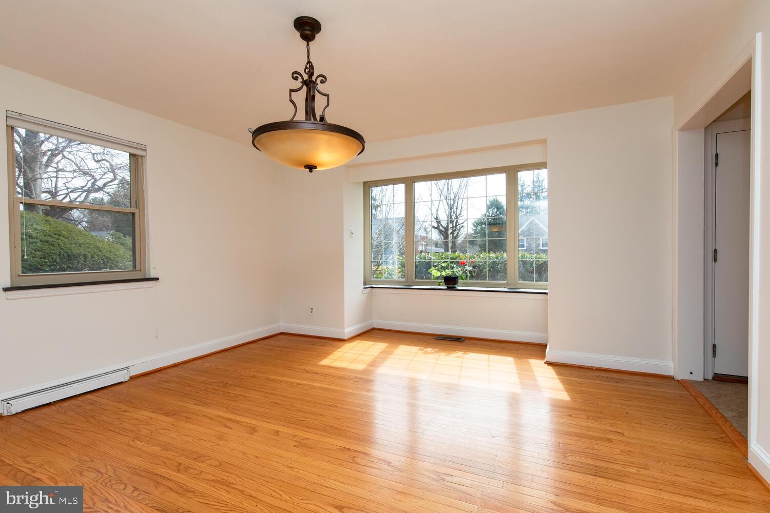 CHELTENHAM - Residential