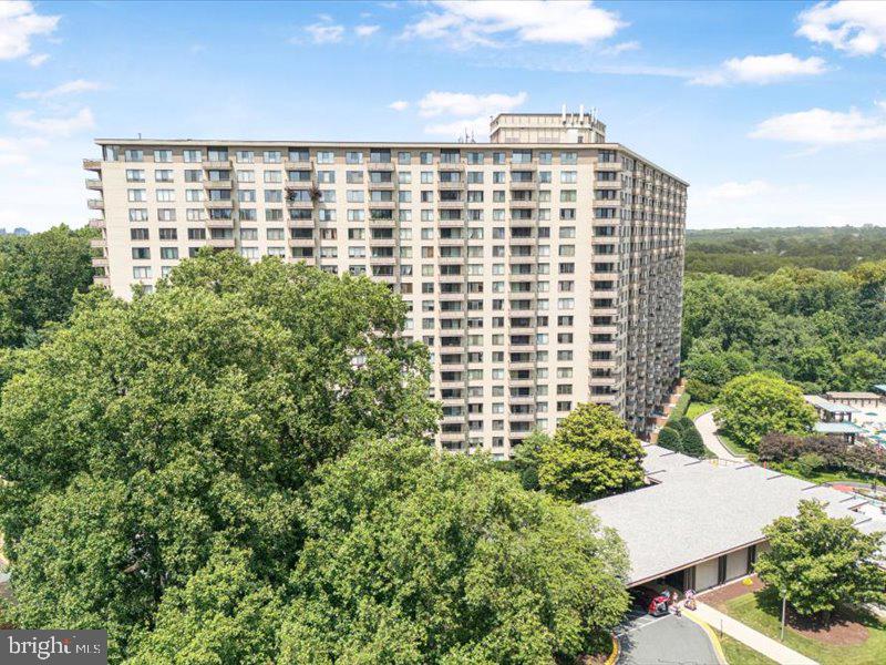 5225 POOKS HILL ROAD 1321N
