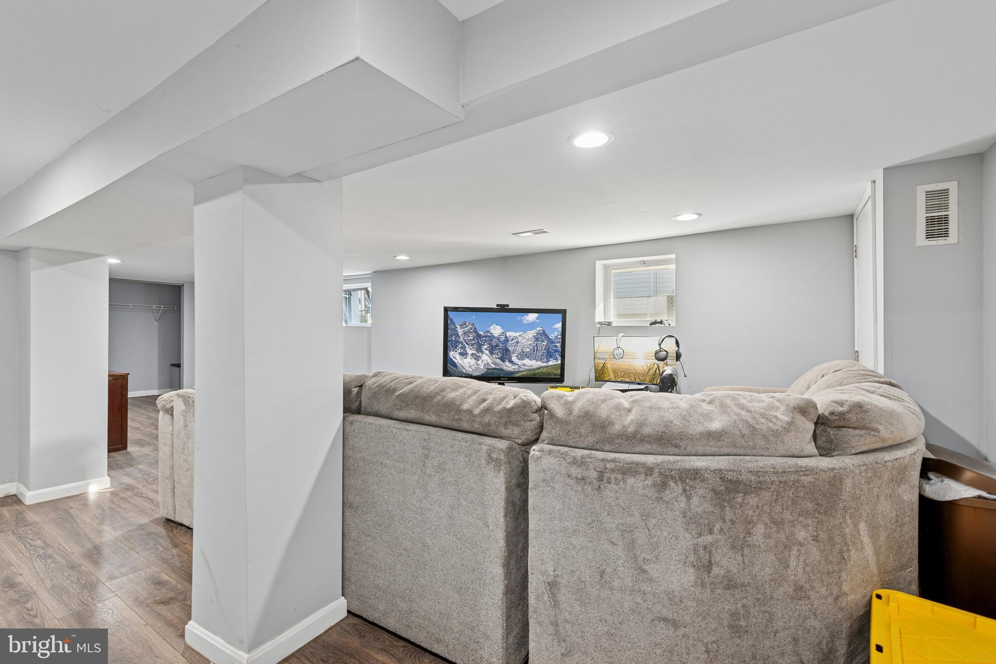 DEL RAY PARK - Residential