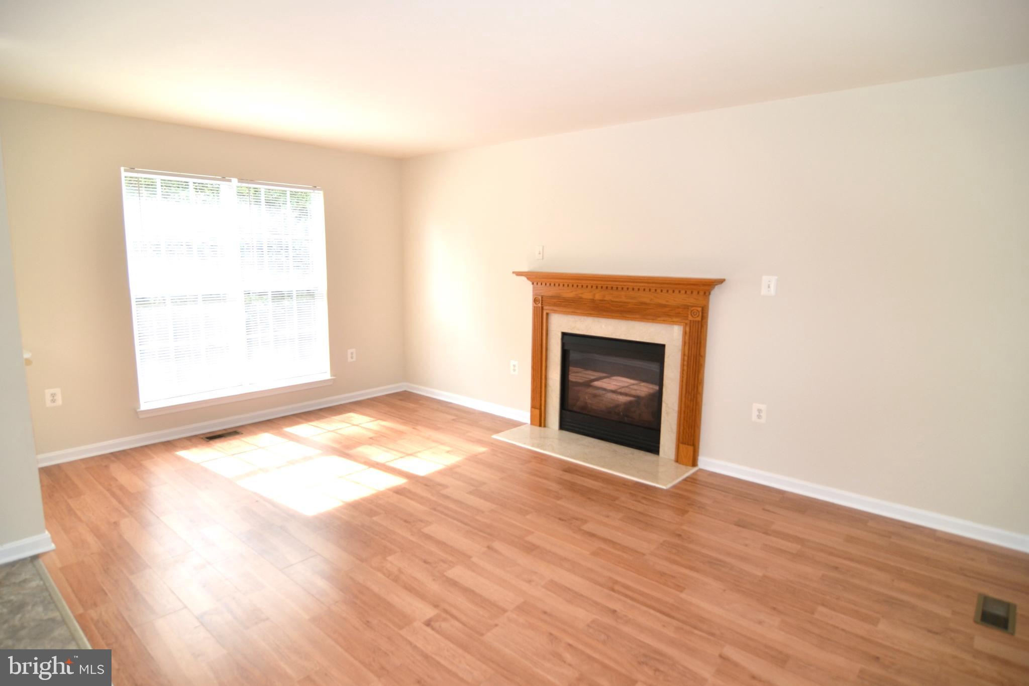 ST CHARLES SHEFFIELD - Residential Lease