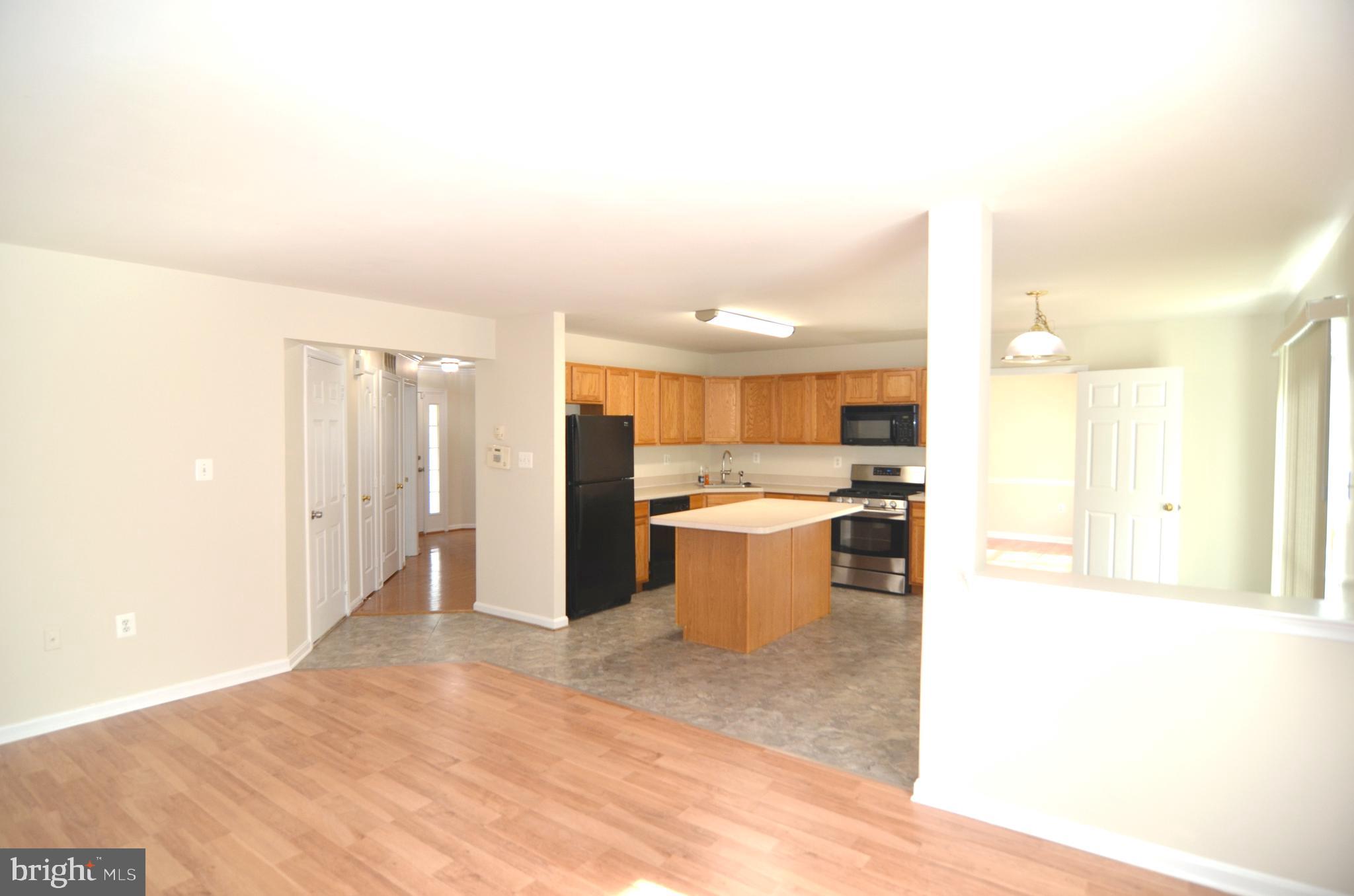 ST CHARLES SHEFFIELD - Residential Lease