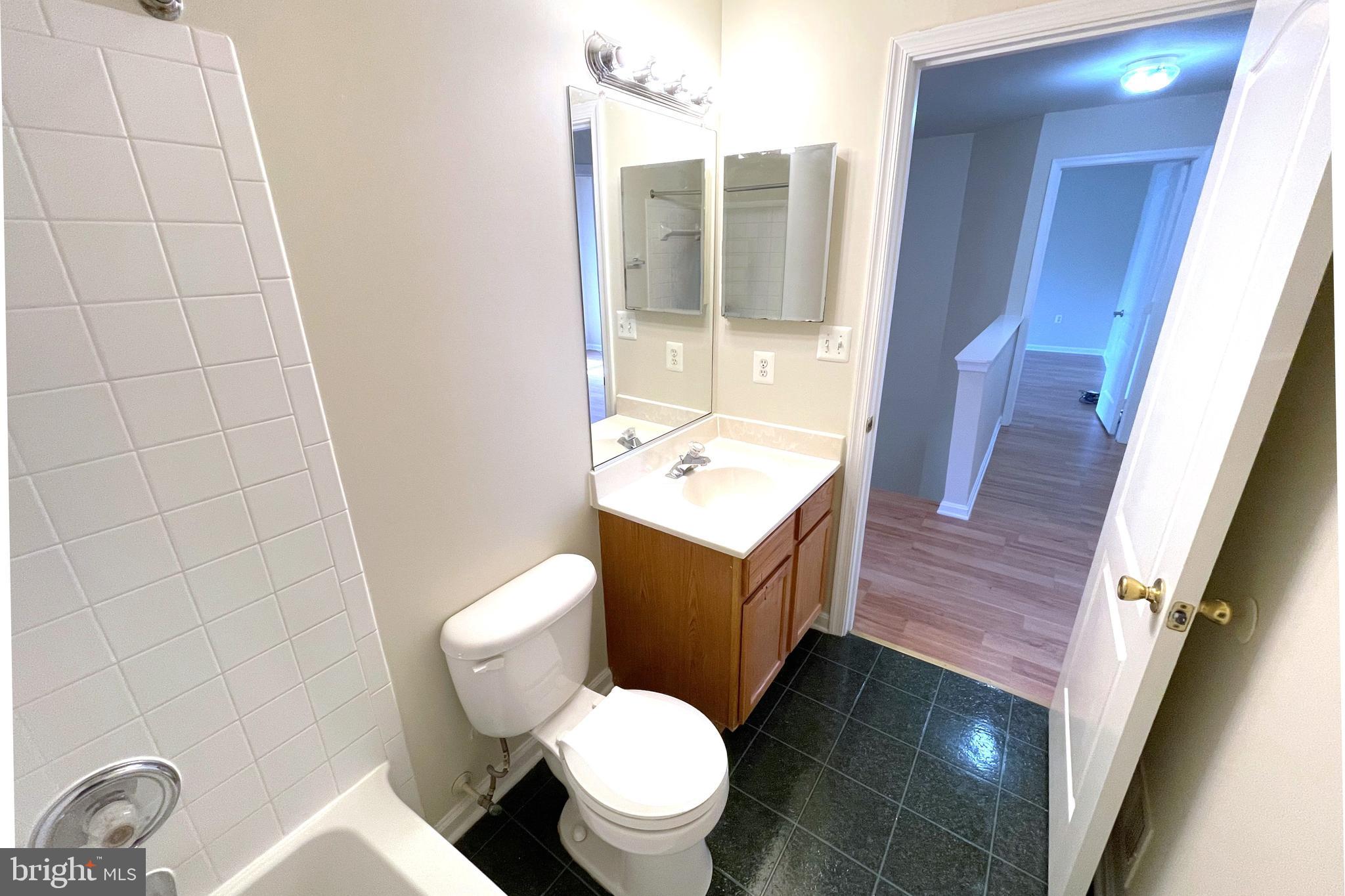 ST CHARLES SHEFFIELD - Residential Lease