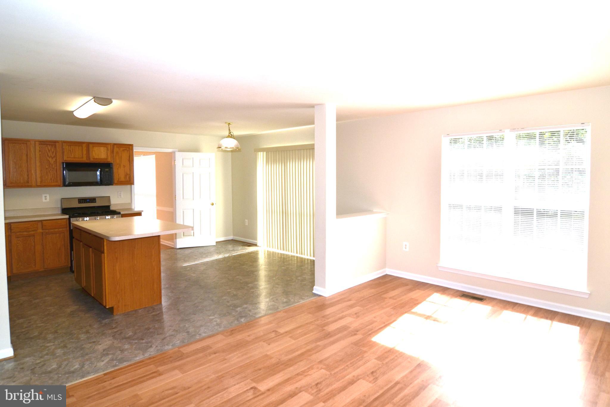 ST CHARLES SHEFFIELD - Residential Lease