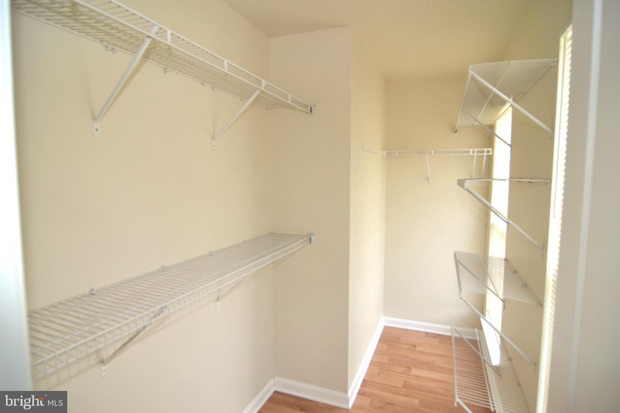 ST CHARLES SHEFFIELD - Residential Lease