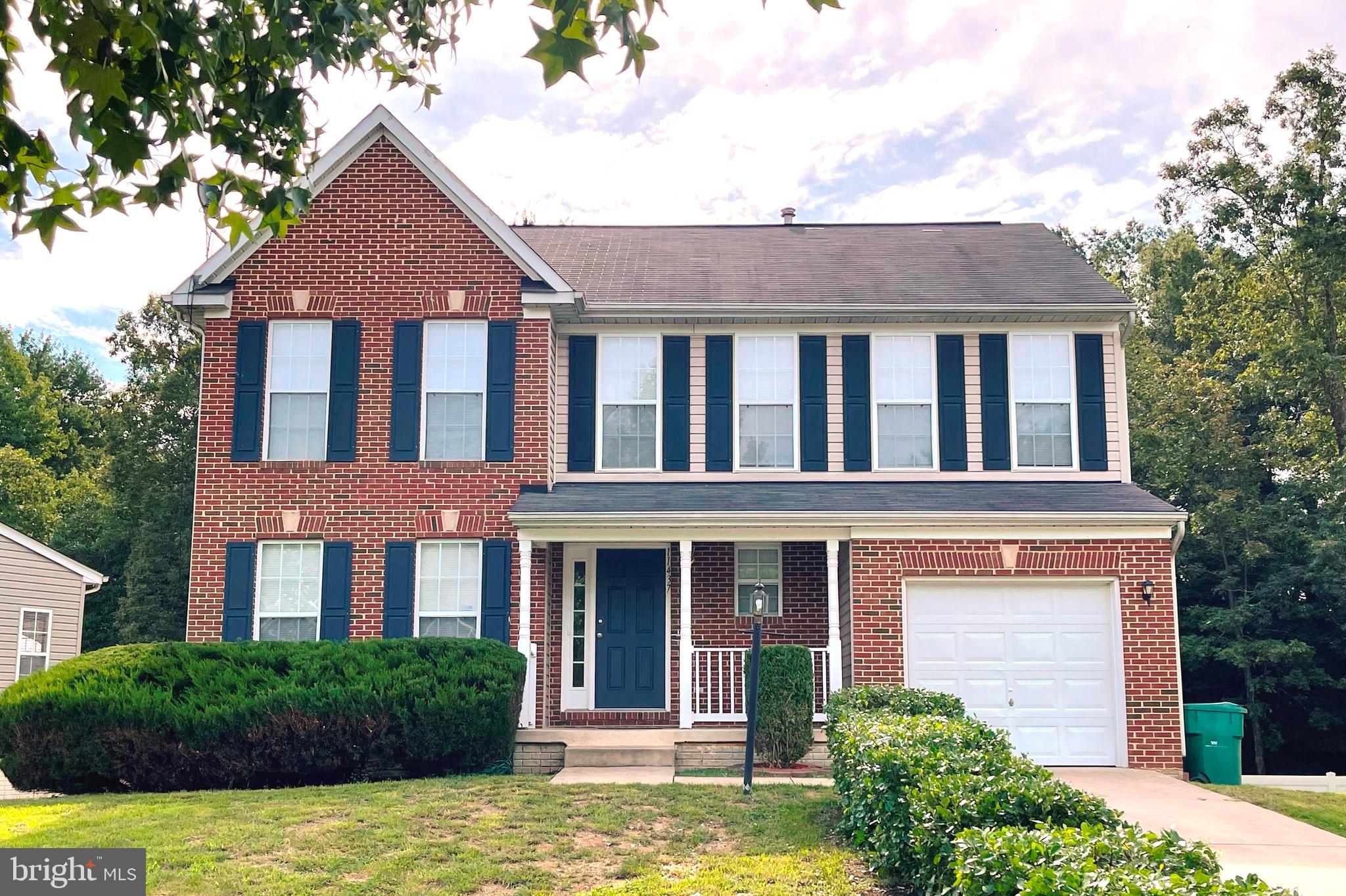 ST CHARLES SHEFFIELD - Residential Lease