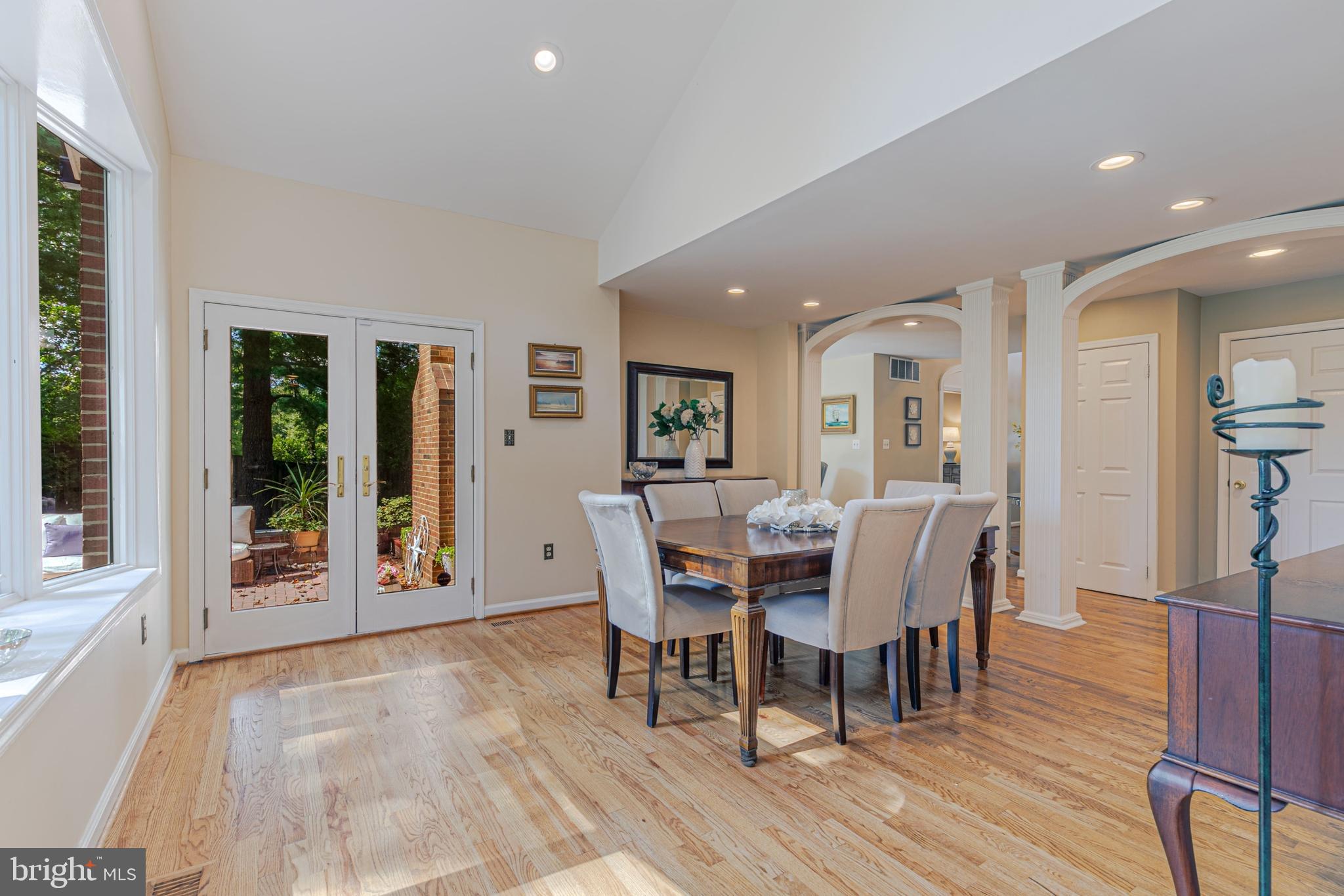 LANGLEY OAKS - Residential